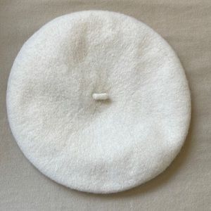 Brand new beret wool hat